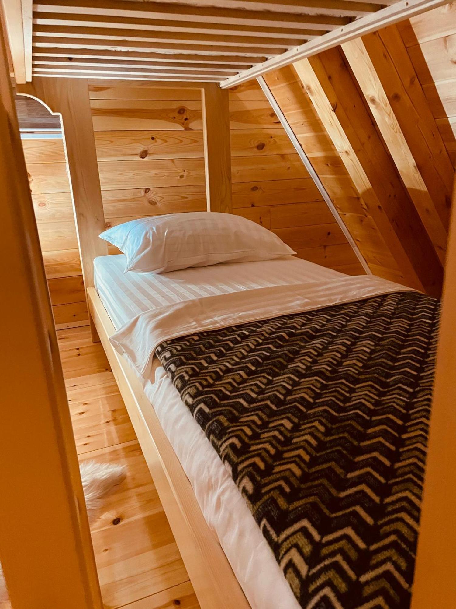 Guest House Lena 자블야크 외부 사진